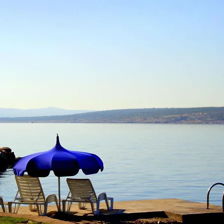 Scenic In With Terrace * Maslenica